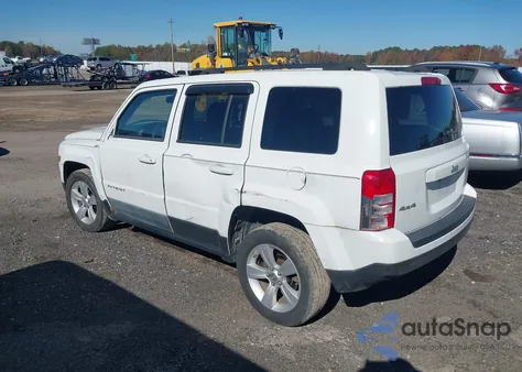 2017 Jeep Patriot Latitude 4X4 z USA, uszkodzony, nr VIN 1C4NJRFB3HD179848